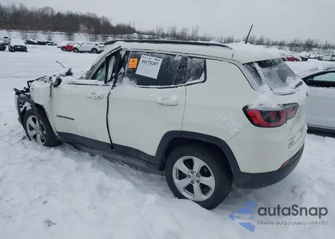 2020 Jeep Compass Latitude 4X4 z USA, uszkodzony, nr VIN 3C4NJDBB8LT104462